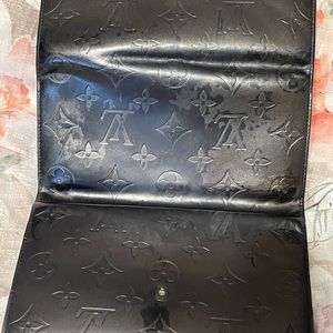 Louis Vuitton Black Shiny Wallet